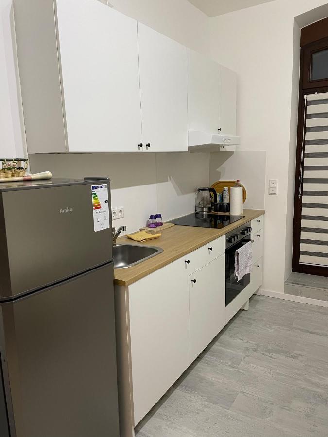 Apartment Place To Sleep - Kassel: Direkt An Der Uni *